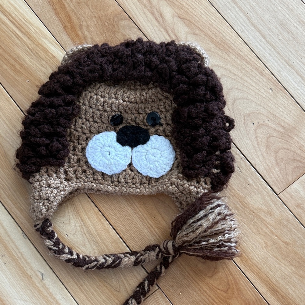 Crochet Lion Hat with Braided Ties